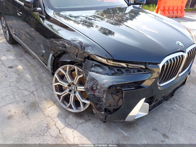 5UX23EM01R9V12011 BMW X7