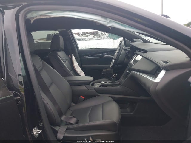 2025 CADILLAC XT5 1GYKNDRSXSZ120516 Photo 4