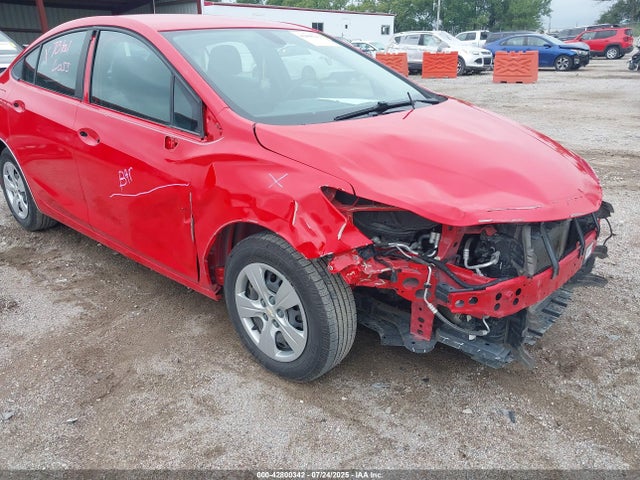 2018 Chevrolet Cruze Ls Auto მანქანა იყიდება აუქციონზე, vin: 1G1BC5SMXJ7100220, აუქციონის ნომერი: 42800342