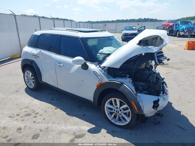 2014 MINI COUNTRYMAN WMWZB3C50EWR41220 Photo 0