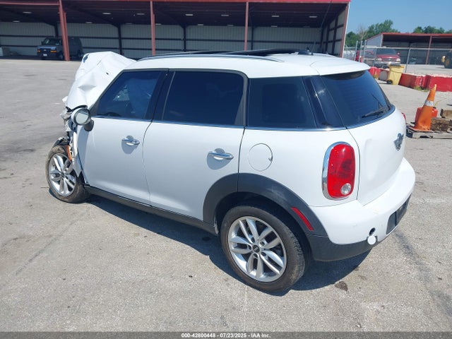 2014 MINI COUNTRYMAN WMWZB3C50EWR41220 Photo 2