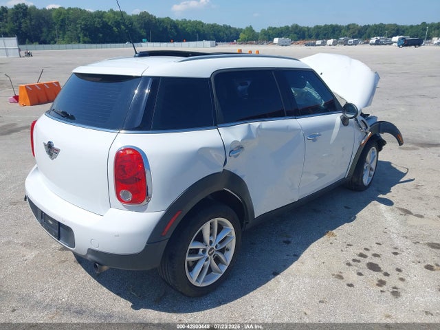 2014 MINI COUNTRYMAN WMWZB3C50EWR41220 Photo 3