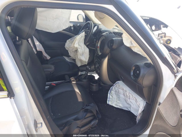 2014 MINI COUNTRYMAN WMWZB3C50EWR41220 Photo 4