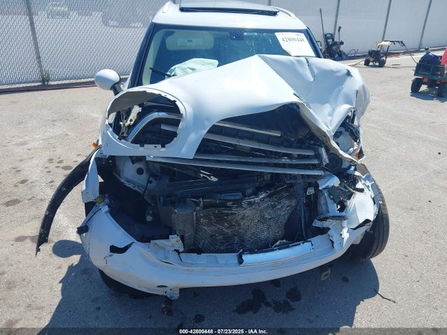 2014 MINI COUNTRYMAN WMWZB3C50EWR41220 Photo 5