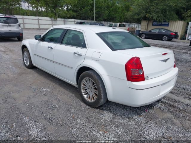 2010 CHRYSLER 300 2C3CA5CV9AH327948 Photo 2