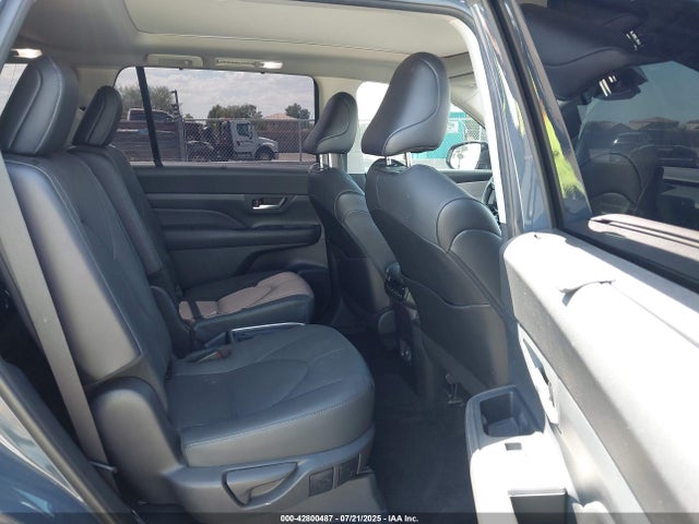 Toyota t24a-fts 2024 5TDAAAA59RS009551 Image 8
