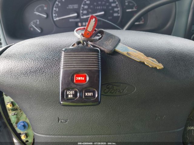 1996 FORD EXPLORER 1FMDU34X9TZA53905 Photo 10