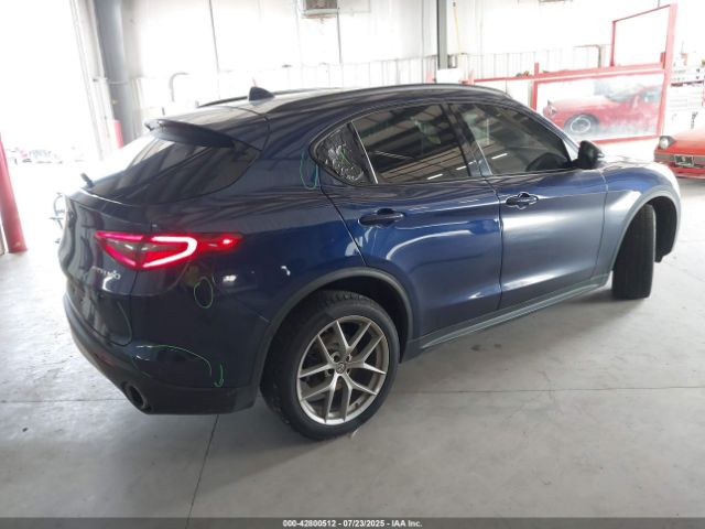2018 ALFA ROMEO STELVIO ZASFAKNN1J7B81973 Photo 3