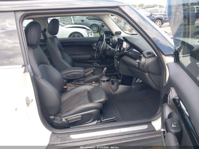 2020 MINI HARDTOP WMWXR5C08L2L74858 Photo 4