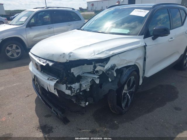 2021 VOLVO XC40 RECHARGE PURE ELECTRIC YV4ED3UR4M2575147 Photo 5