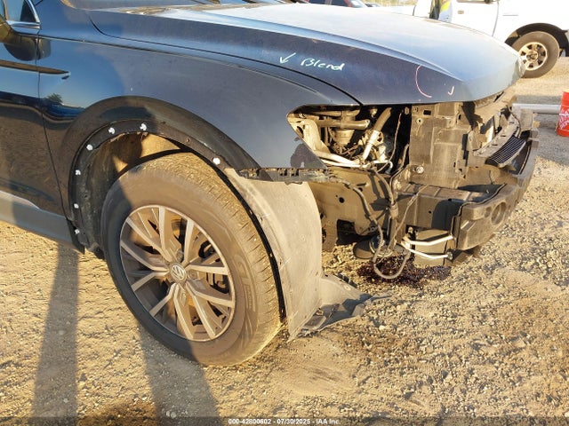3VV2B7AX5JM208253 Volkswagen Tiguan