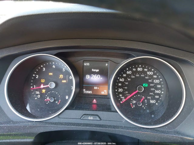 3VV2B7AX5JM208253 Volkswagen Tiguan