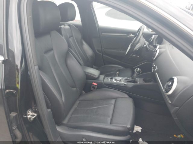 2018 AUDI A3 E-TRON WAUTPBFF6JA078159 Photo 4