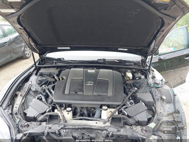 Lexus v35a-fts 2019 JTHC51FF0K5006420 Image 10