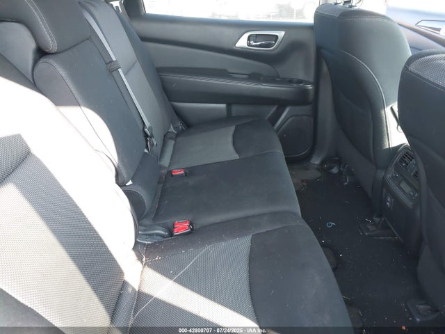 5N1DR2MM6JC633257 Nissan Pathfinder