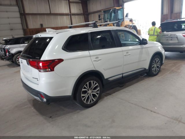 2017 MITSUBISHI OUTLANDER JA4AZ3A35HZ007810 Photo 3
