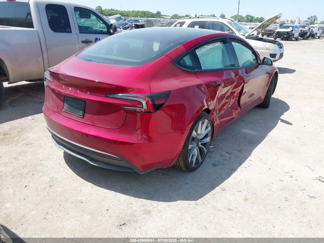Tesla MODEL 3 2024 5YJ3E1EA0RF725165 Image 4