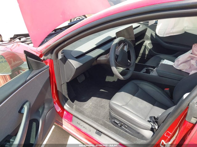 Tesla MODEL 3 2024 5YJ3E1EA0RF725165 Image 5