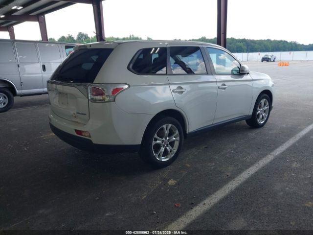 2014 MITSUBISHI OUTLANDER JA4AD3A30EZ018837 Photo 3
