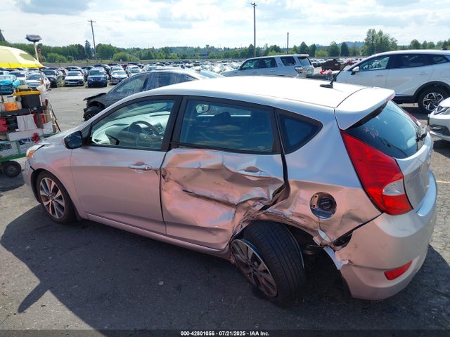 KMHCU5AE2HU351386 Hyundai Accent