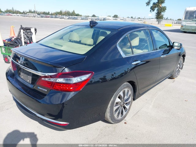 Honda lfa1 2017 JHMCR6F5XHC028230 Image 4