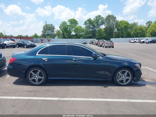 2017 Mercedes-benz E 300 4matic მანქანა იყიდება აუქციონზე, vin: WDDZF4KB2HA198104, აუქციონის ნომერი: 42801265