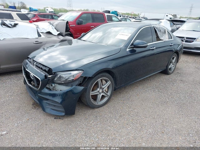 2017 Mercedes-benz E 300 4matic მანქანა იყიდება აუქციონზე, vin: WDDZF4KB2HA198104, აუქციონის ნომერი: 42801265