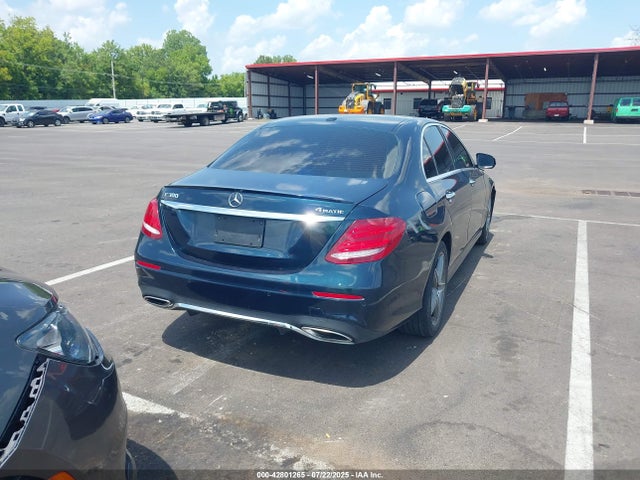 2017 Mercedes-benz E 300 4matic მანქანა იყიდება აუქციონზე, vin: WDDZF4KB2HA198104, აუქციონის ნომერი: 42801265