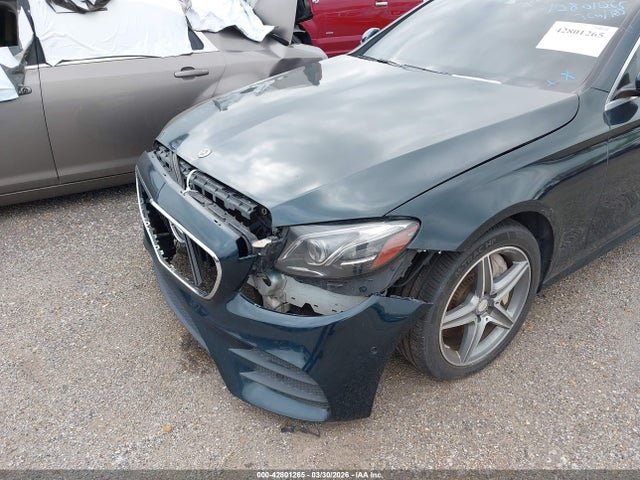 2017 Mercedes-benz E 300 4matic მანქანა იყიდება აუქციონზე, vin: WDDZF4KB2HA198104, აუქციონის ნომერი: 42801265