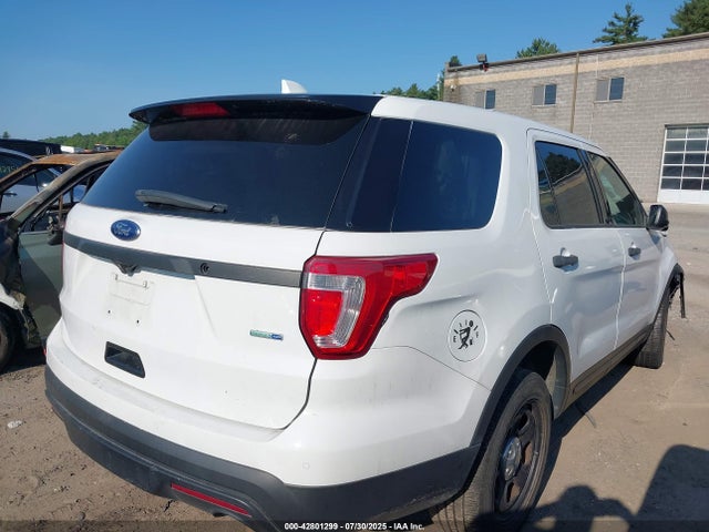 Ford Police Interceptor 2017 1FM5K8AR0HGD07517 Image 4