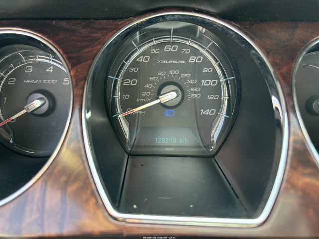 Продаж на аукціоні авто 2010 Ford Taurus, vin: 1FAHP2FW3AG125031, номер лоту: 42801338