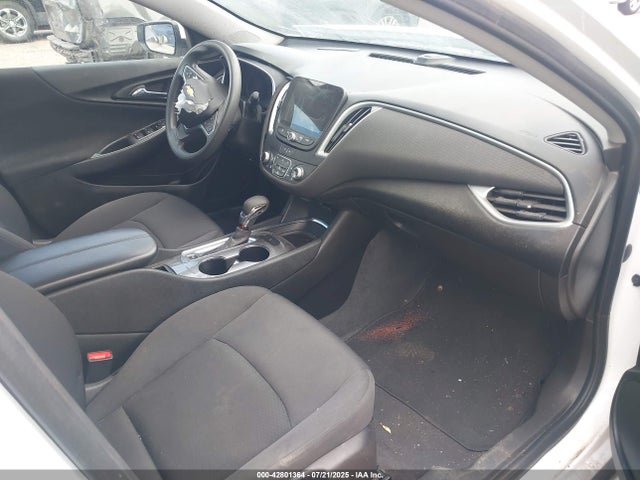 1G1ZD5ST6PF175546 Chevrolet lfv