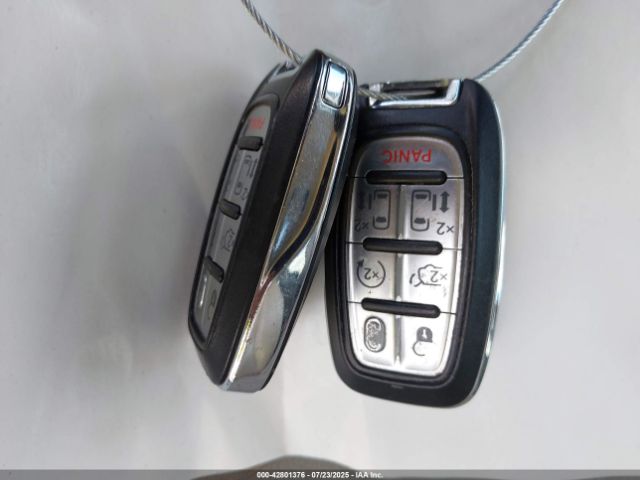 2018 CHRYSLER PACIFICA 2C4RC1BG9JR141879 Photo 10