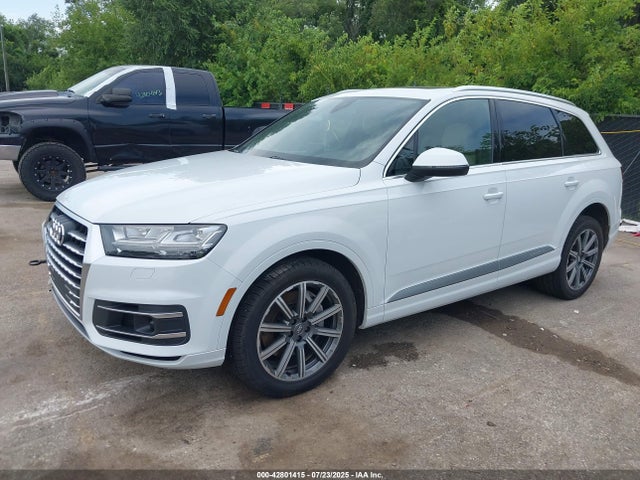 2018 AUDI Q7 WA1LAAF7XJD010608 Photo 1