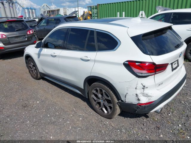 2021 BMW X1 WBXJG9C0XM5T44737 Photo 2