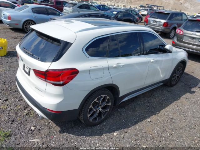 2021 BMW X1 WBXJG9C0XM5T44737 Photo 3