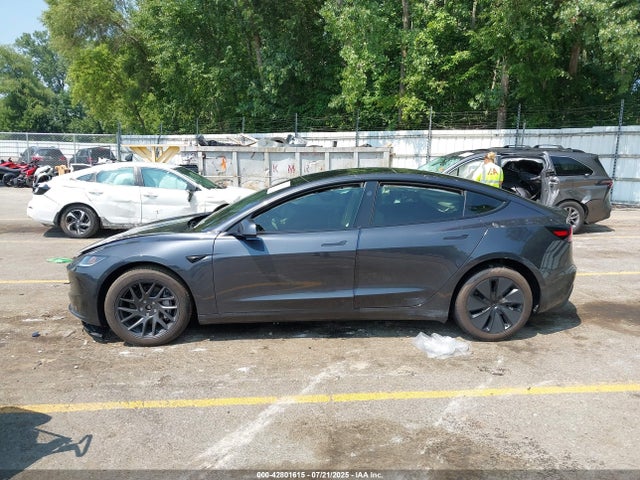 5YJ3E1EB5SF012924 Tesla MODEL 3