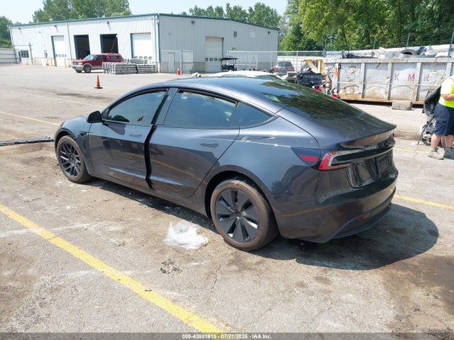 2025 TESLA MODEL 3 5YJ3E1EB5SF012924 Photo 2
