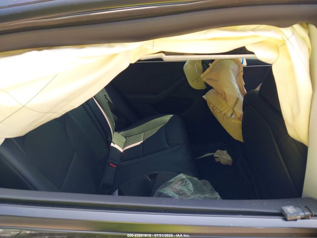 2025 TESLA MODEL 3 5YJ3E1EB5SF012924 Photo 7