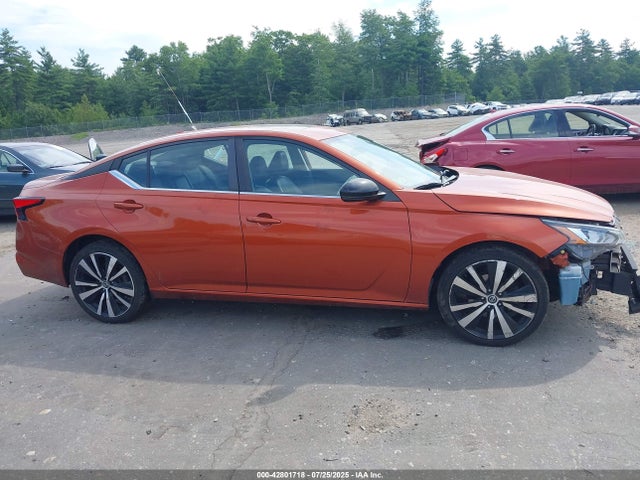 Nissan 2019 2019 1N4BL4CW1KC178028 Image 14