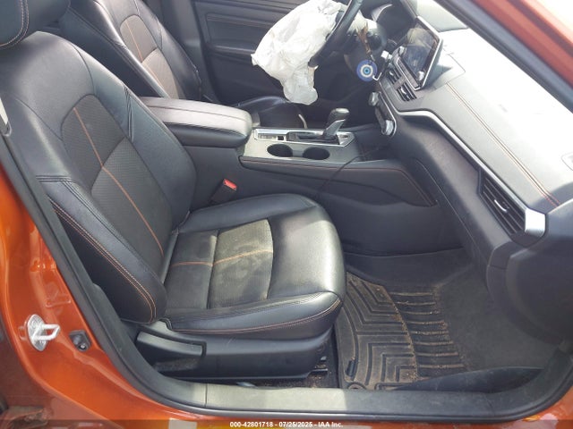 Nissan 2019 2019 1N4BL4CW1KC178028 Image 5