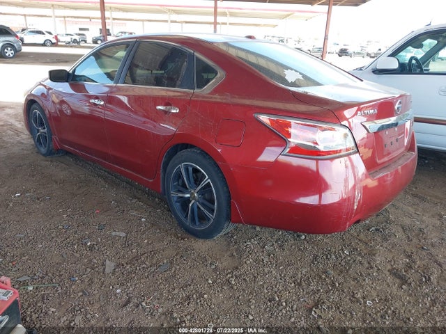 1N4AL3AP5FN877383 Nissan 2015