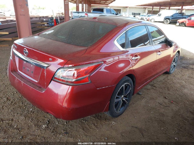 1N4AL3AP5FN877383 Nissan 2015