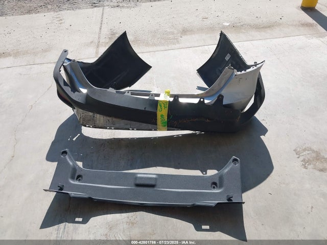 4T1R11AK9NU076421 Toyota a25a-fks