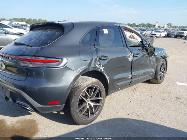 2024 PORSCHE MACAN WP1AA2A54RLB11247 Photo 3