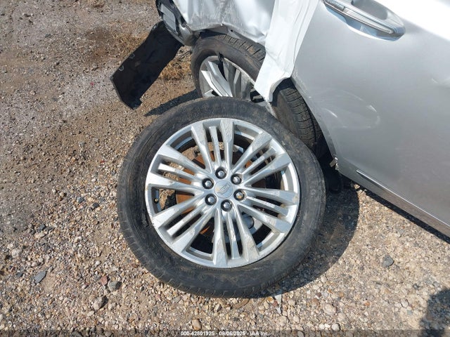 2018 Cadillac Xt5 Premium Luxury მანქანა იყიდება აუქციონზე, vin: 1GYKNERS9JZ237749, აუქციონის ნომერი: 42801925