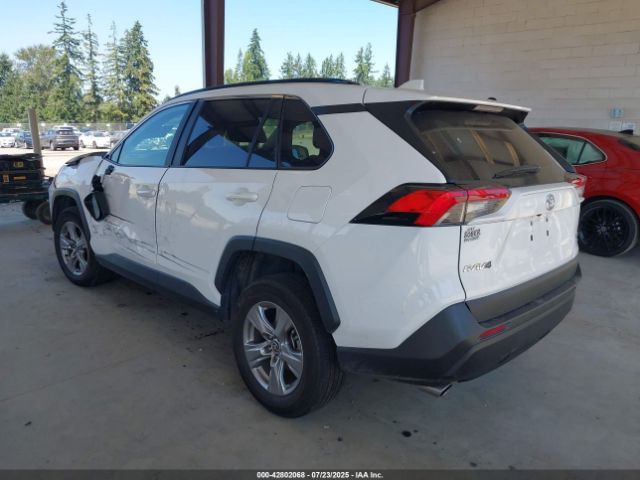 2023 TOYOTA RAV4 2T3P1RFV4PW389508 Photo 2