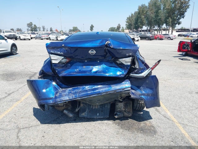 Nissan 2019 2019 1N4BL4CV8KC184478 Image 16