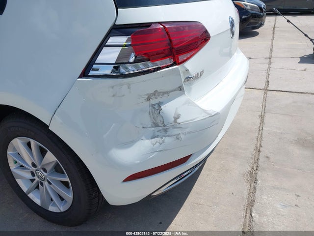 3VWG57AUXKM016150 Volkswagen Golf