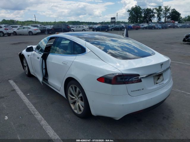 2016 TESLA MODEL S 5YJSA1E22GF149396 Photo 2